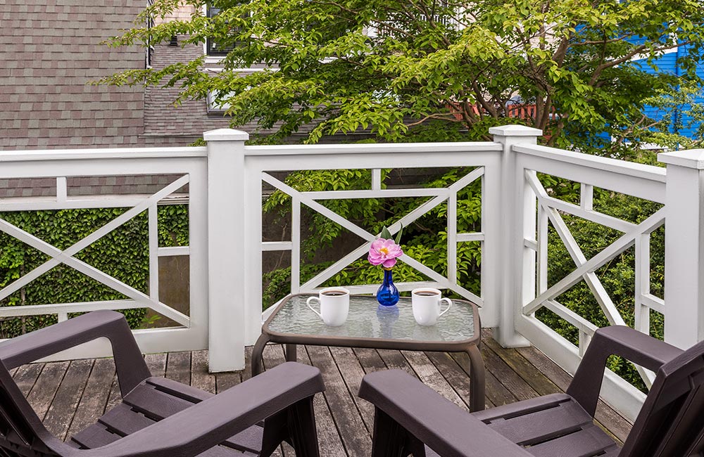 Soak up a quiet morning on the porch with a cup of coffee at our Newport RI Bed and Breakfast, and then head to Brenton Point State Park for the day