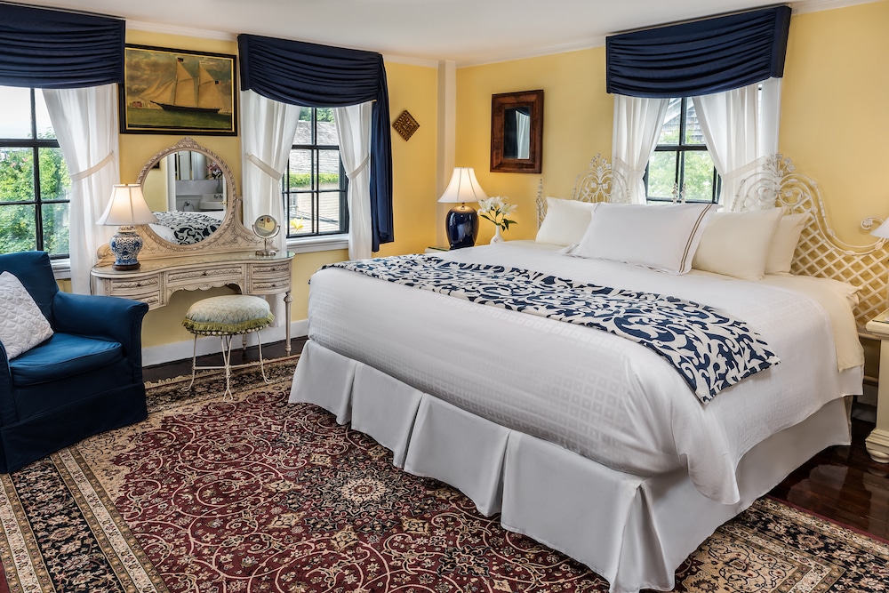 The Doris Duke Guest room at our Newport RI Bed and Breakfast - the perfect place for a couples getaway